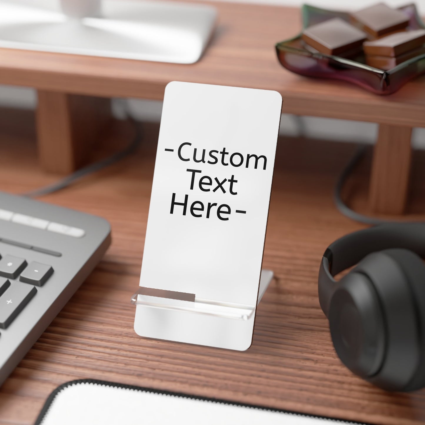 Front view of a custom mobile stand in action made by Midal Core